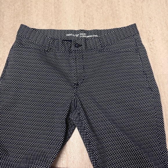 Gap Navy Slim City Khakis pants - Picture 5 of 13
